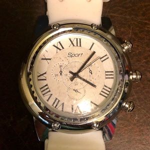Men’s Watch with white rubber band